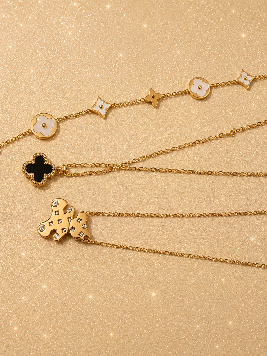 Elegant necklace collection in a gold-plated look